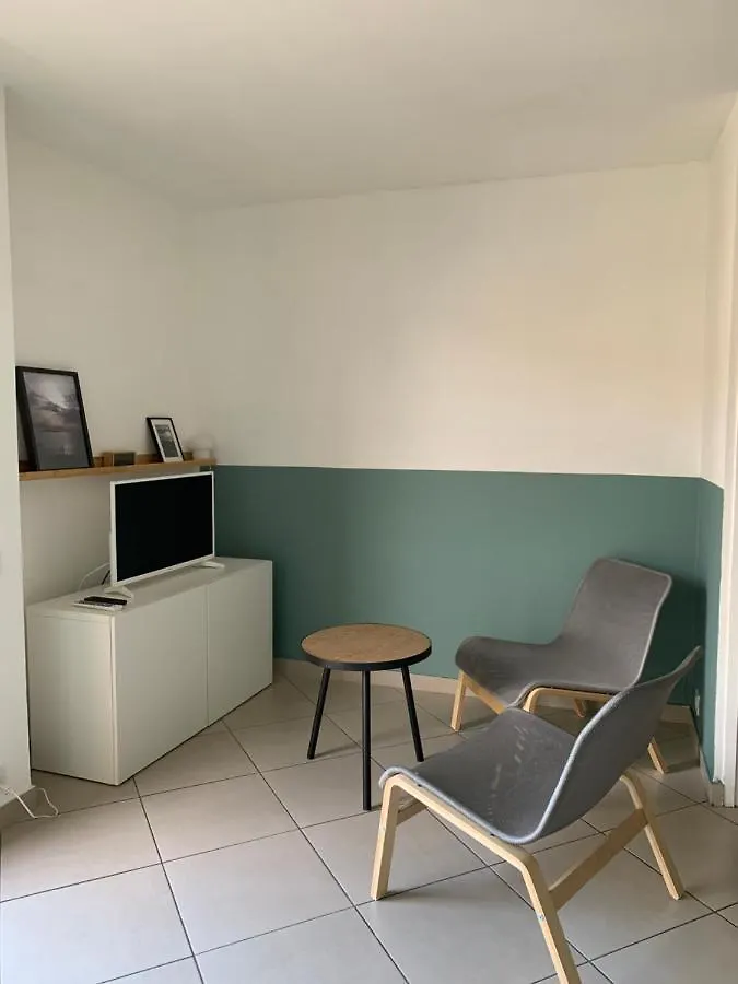Apartment Joli Studio Proche Quartier Timone Climatise Marseille