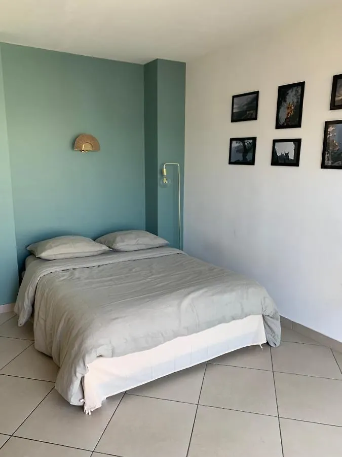 Apartment Joli Studio Proche Quartier Timone Climatise Marseille France